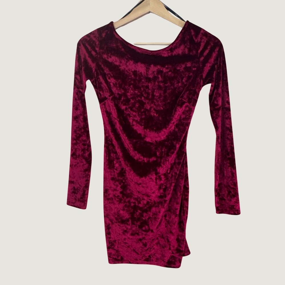 Lulus Velvet Bodycon Mini Dress S Burgundy Long Sleeve Open Back Holiday Glam